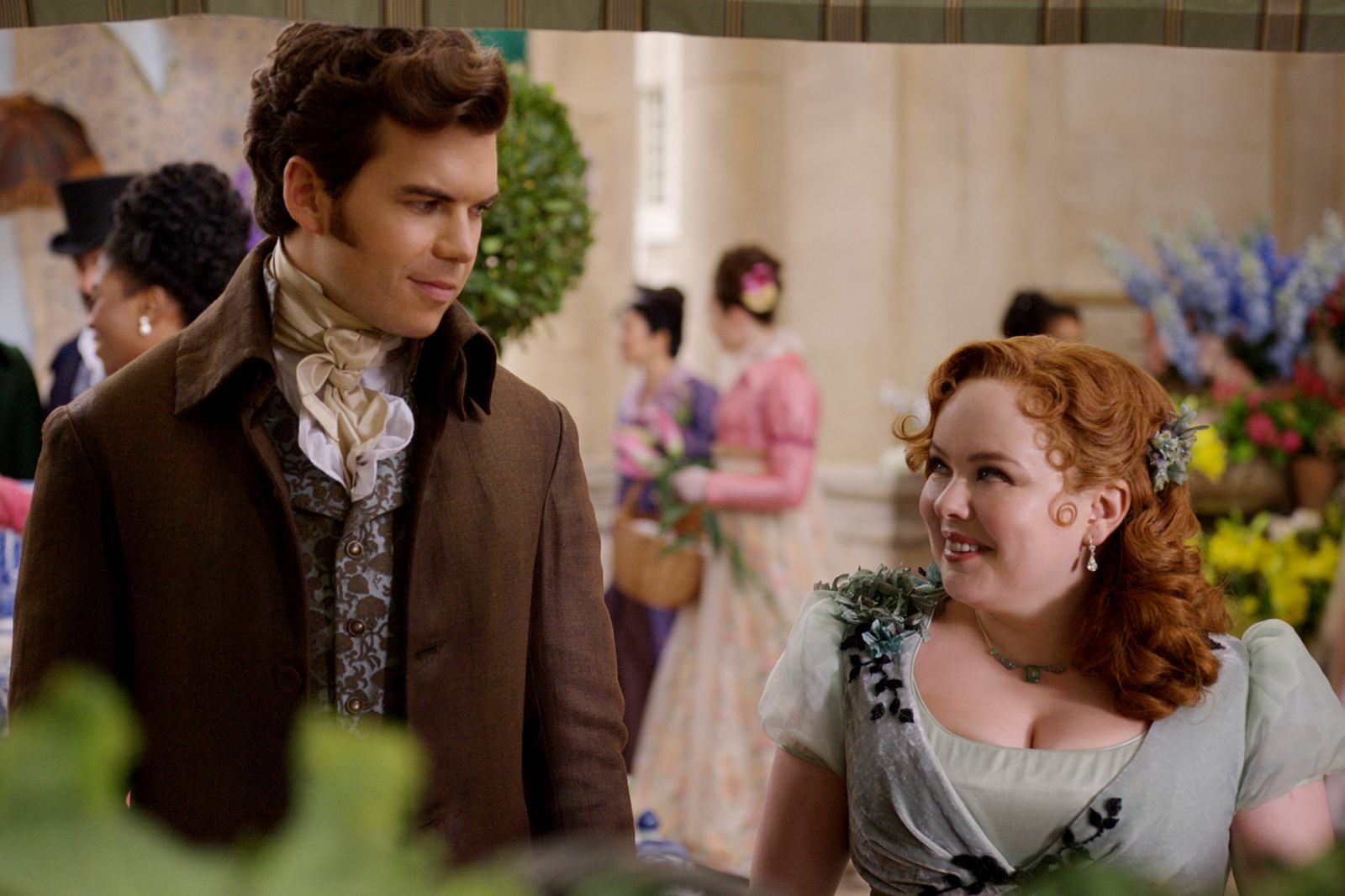 Luke Newton as Colin Bridgerton and Nicola Coughlan as Penelope Featherington in Bridgerton (Photo: Netflix)