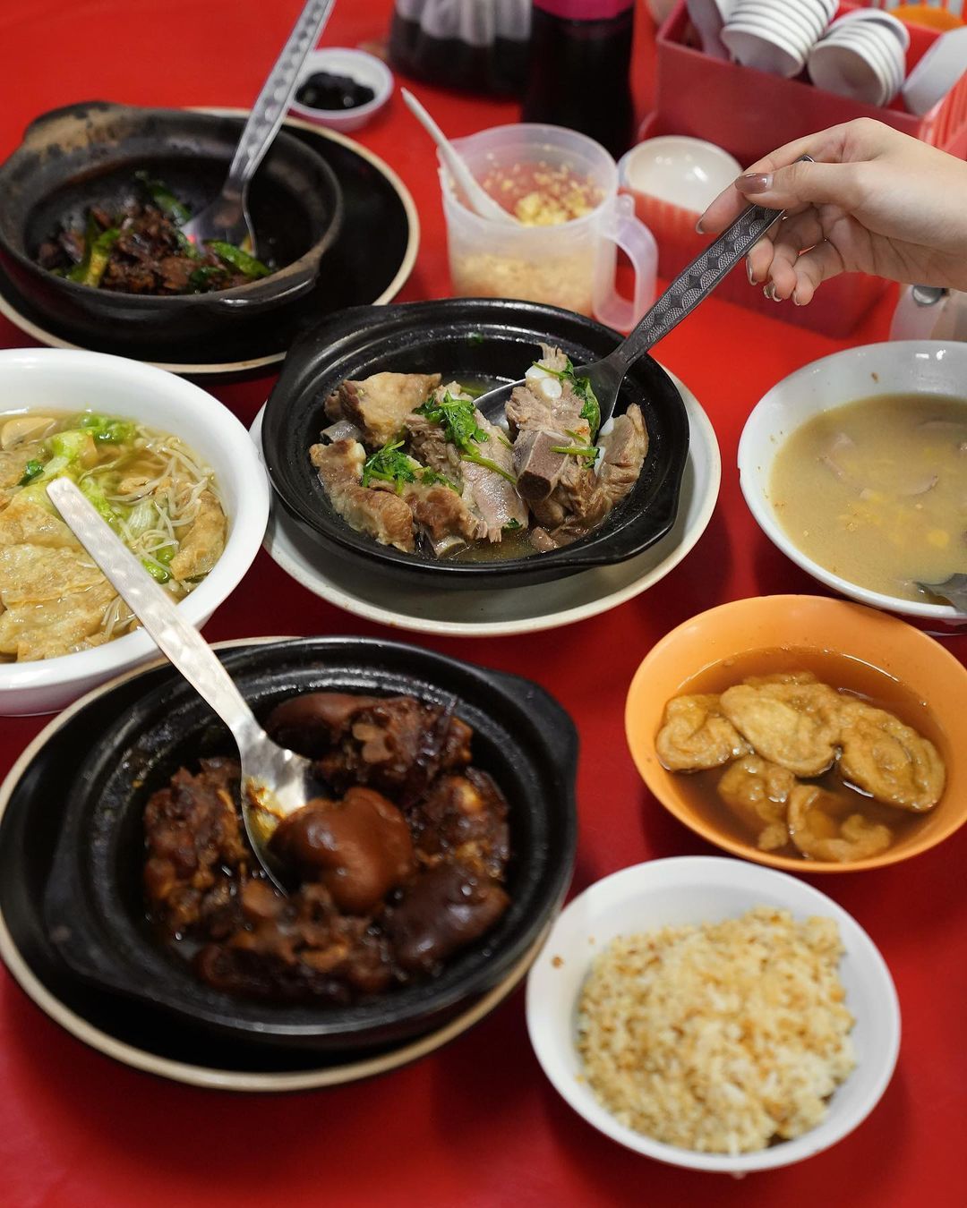 Malaysian bak kut teh at Hing Kee Bak Kut Teh (Photo: Instagram / @iris.nihao)