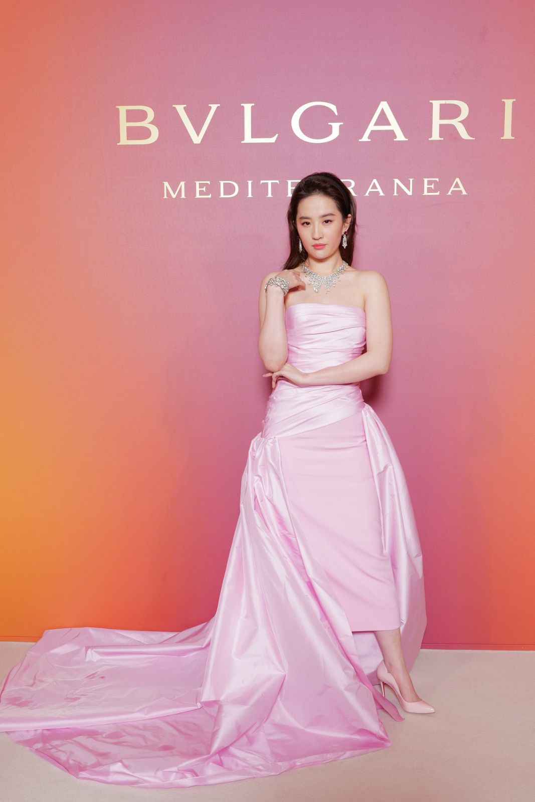 VENICE, ITALY - MAY 16: Crystal Liu attends the "Bulgari Mediterranea High Jewelry" event at Palazzo Ducale on May 16, 2023 in Venice. (Photo by Claudio Lavenia/Getty Images for Bulgari)