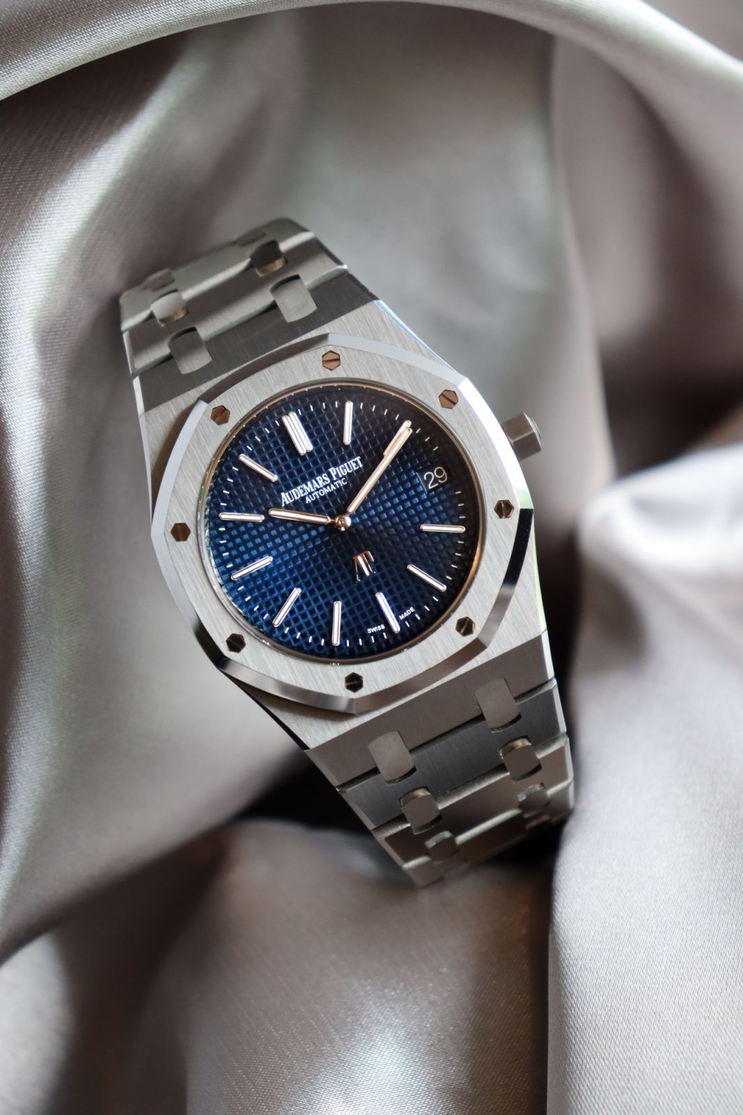 Audemars Piguet Royal Oak (Photo: Vintage Grail)