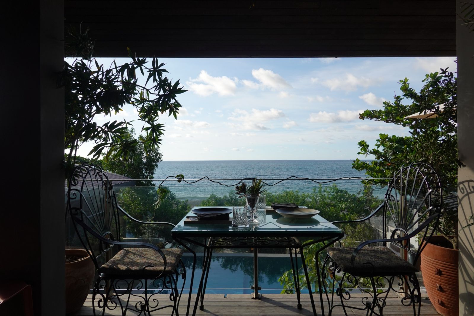EJ Lagman Makan at Eliseos balcony seats