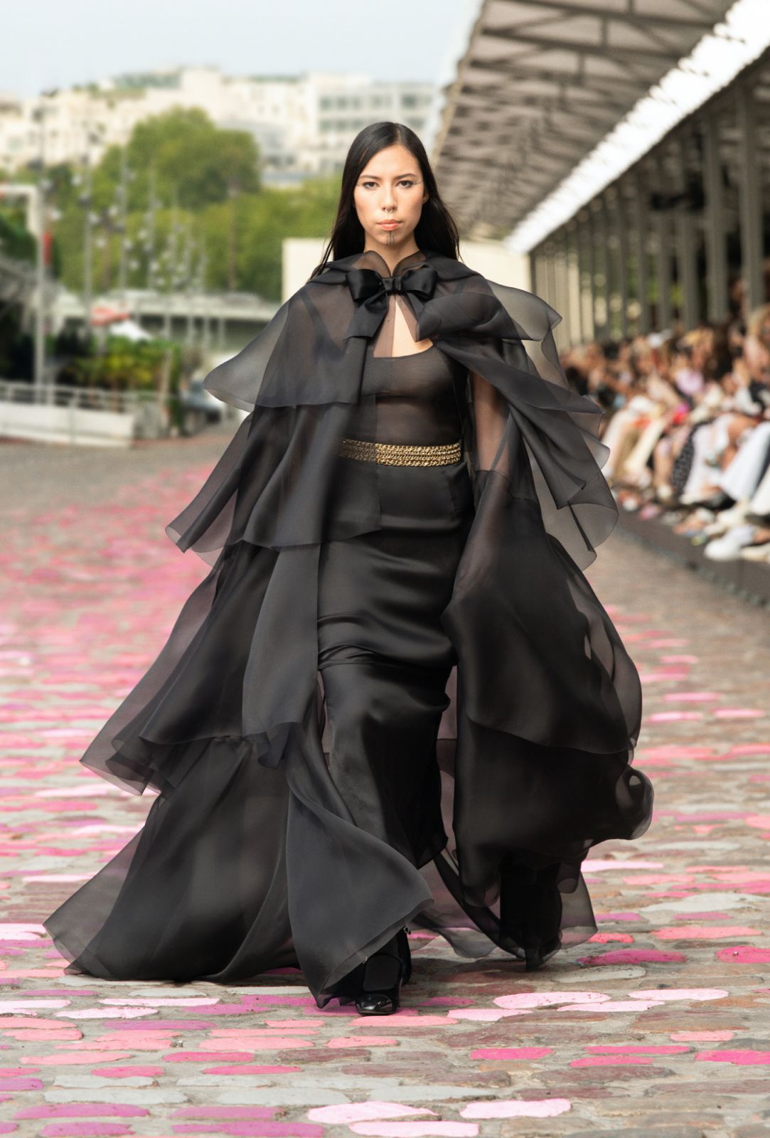 chanel haute couture 2023 fall winter fw23 paris fashion week collection runway photos