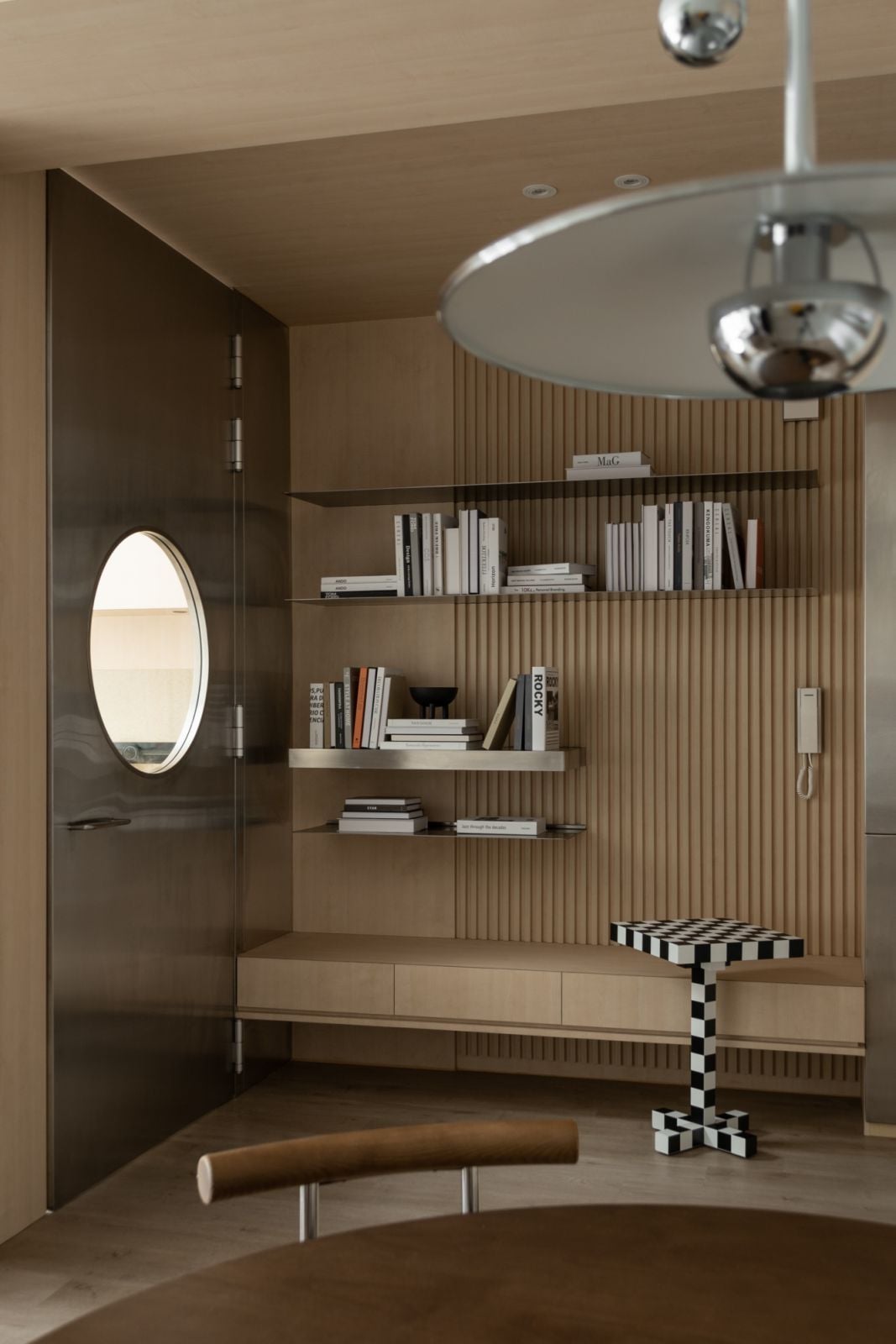 A neutral palette with contrasting textures