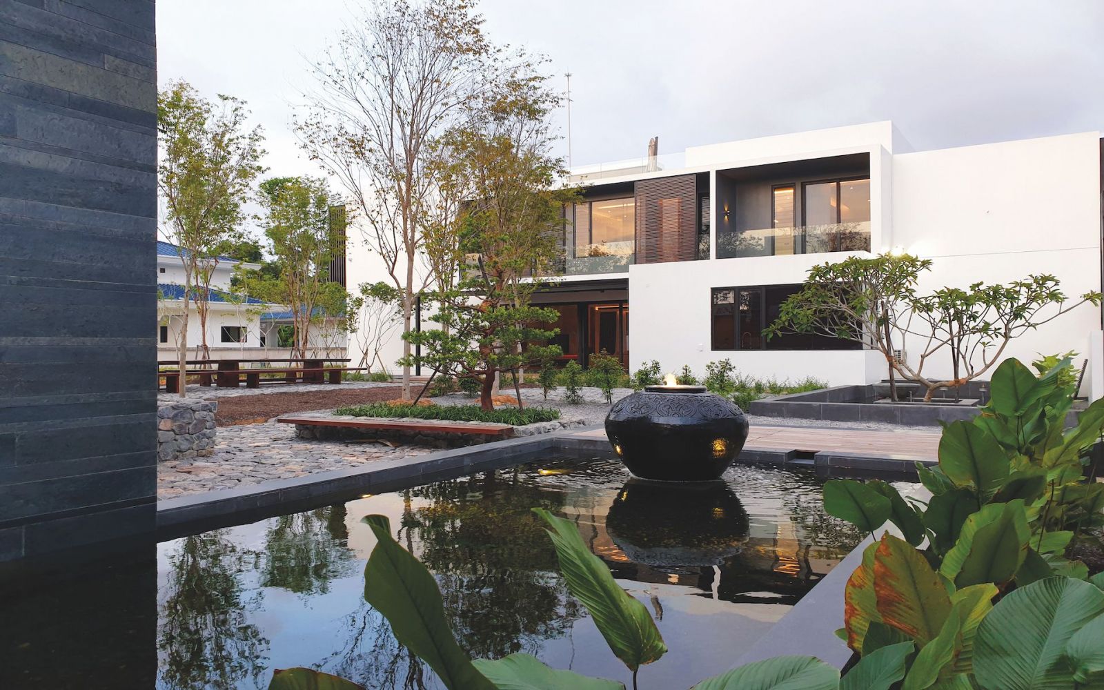 Miri houses by Design Network Architects (Photo: Kevin Chan Photography)
