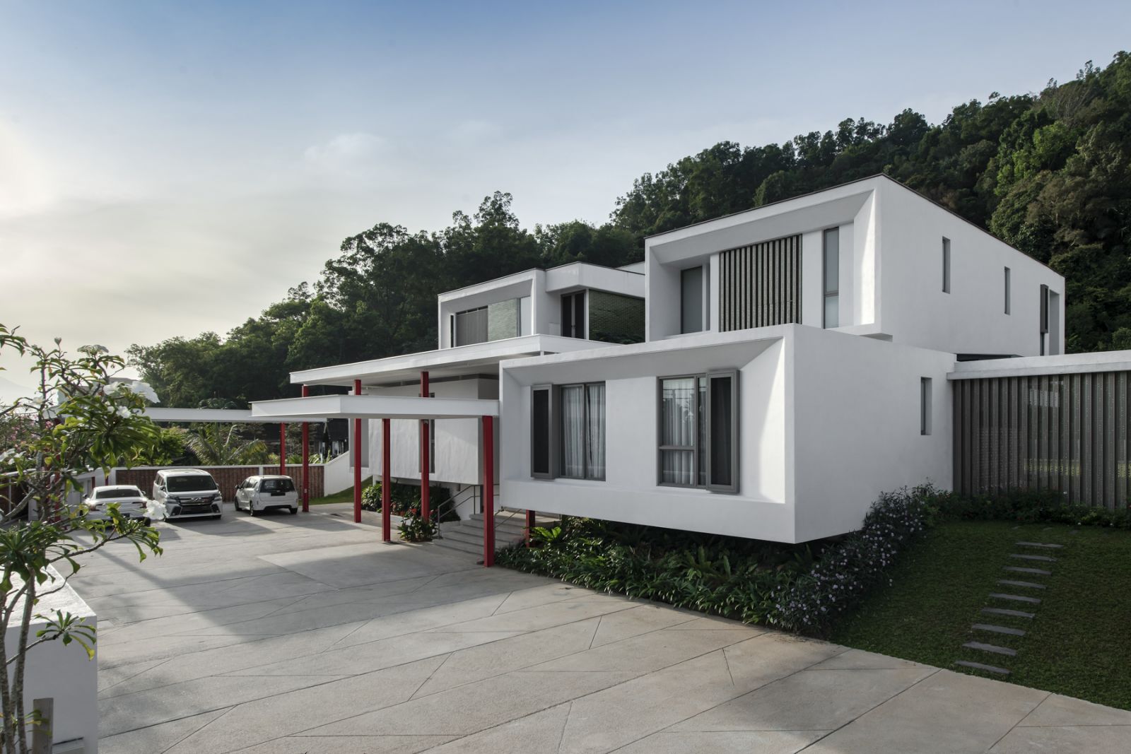 A pair of houses in Ipoh by A3 Architects (Photo: David Yeow)