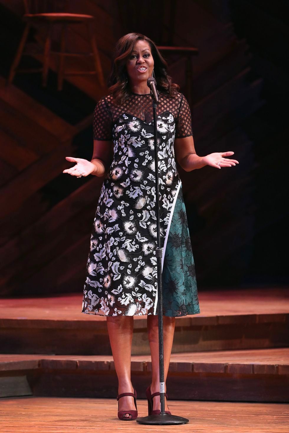 Michelle Obama 2016 年身穿Self-Portrait洋裝出席演講。(Photo: Getty Images)