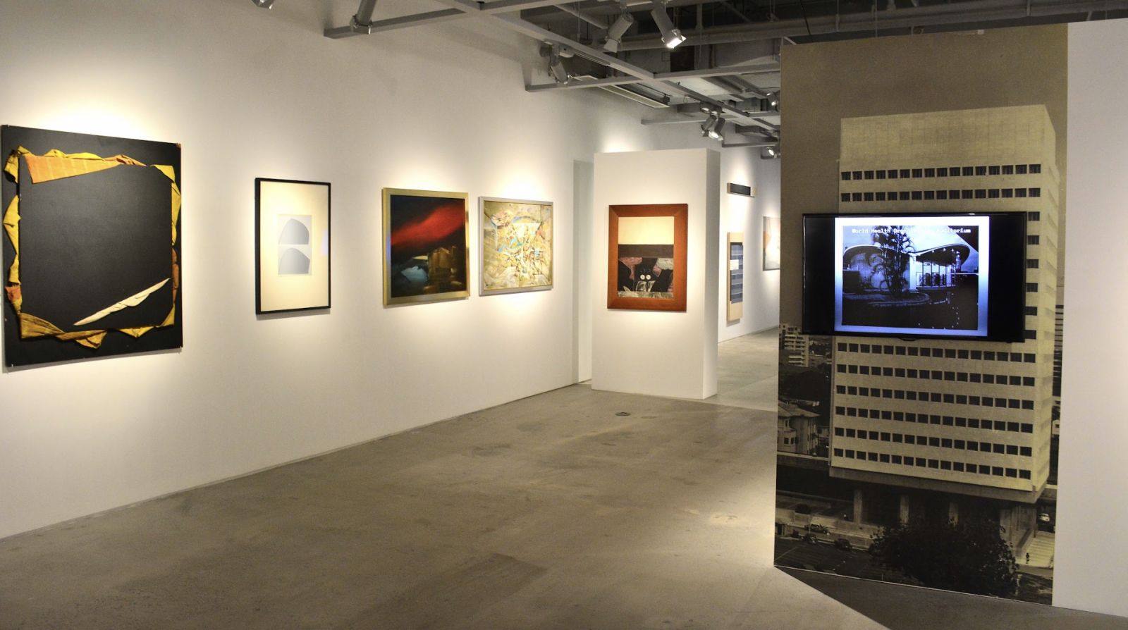 Elusive Edge: Philippine Abstract Forms, an exhibition curated by Dr. Patrick D. Flores, focuses on expressions of abstraction in Philippine modern art (Photo: The M)