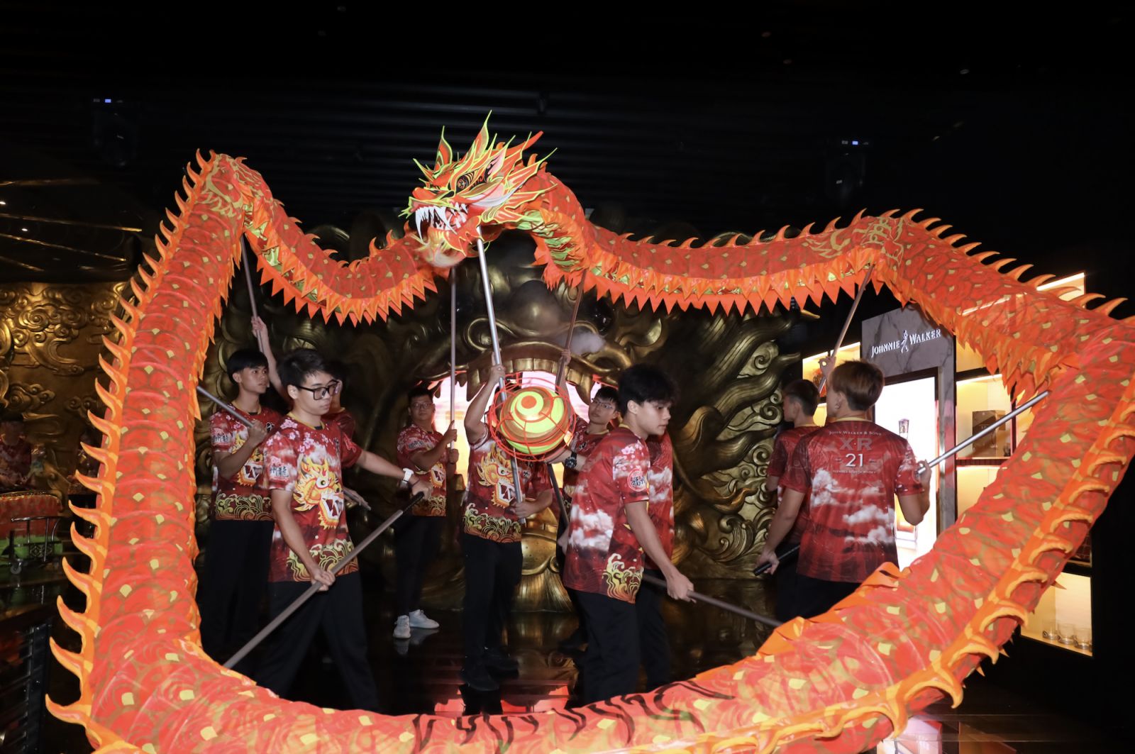 dragon dance