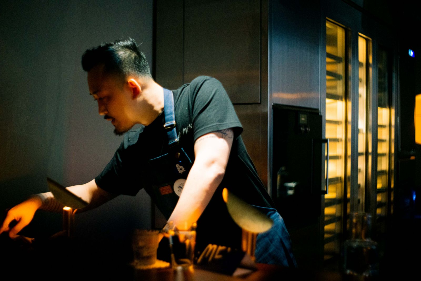 MAD:MEN 面麵酒屋主理人Seven Yi。photo by Renan Chung