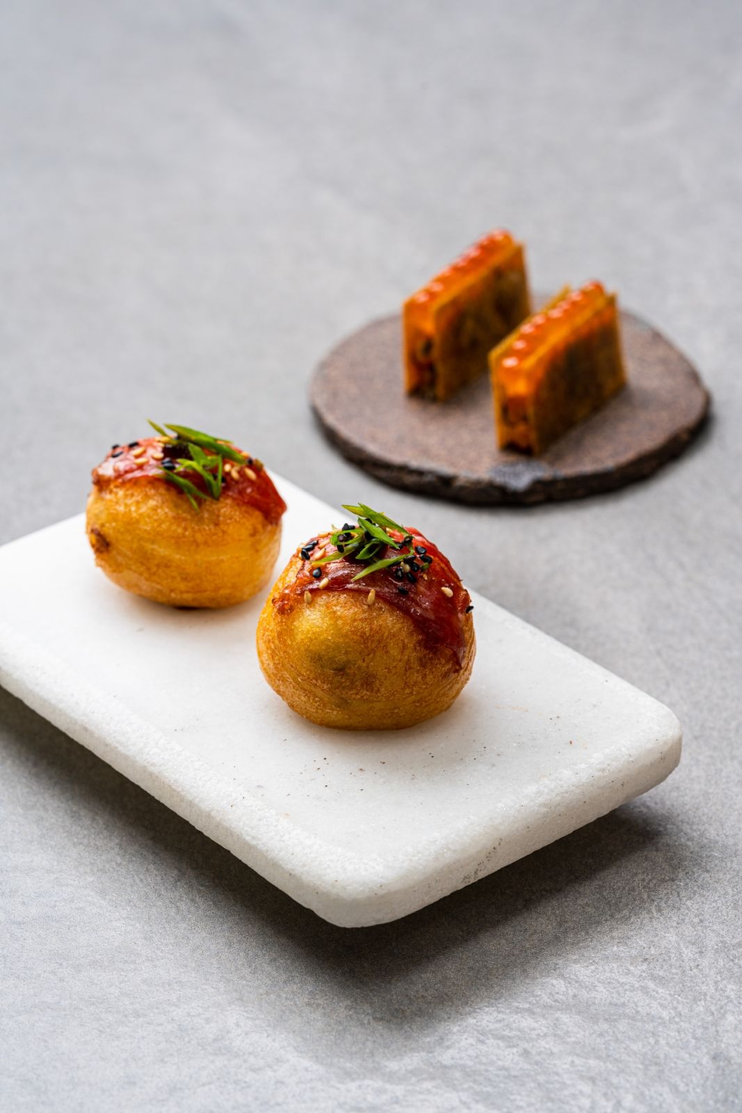 Gallery by Chele x Meta 10 years - bulgogi bao _ salmon sandwich.1