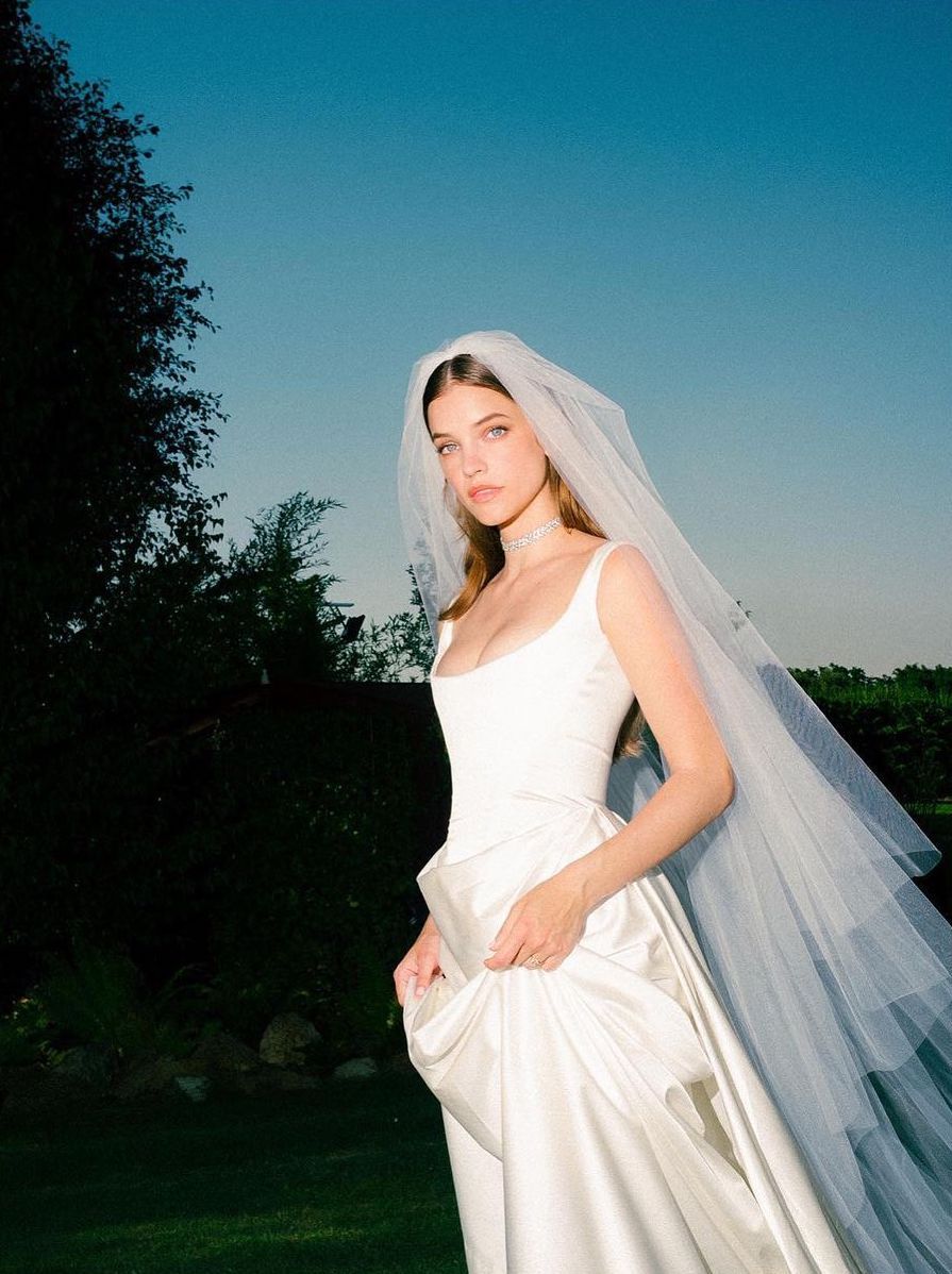 barbara palvin wedding dress 2023 corset wedding dress vivienne westwood bridal trend