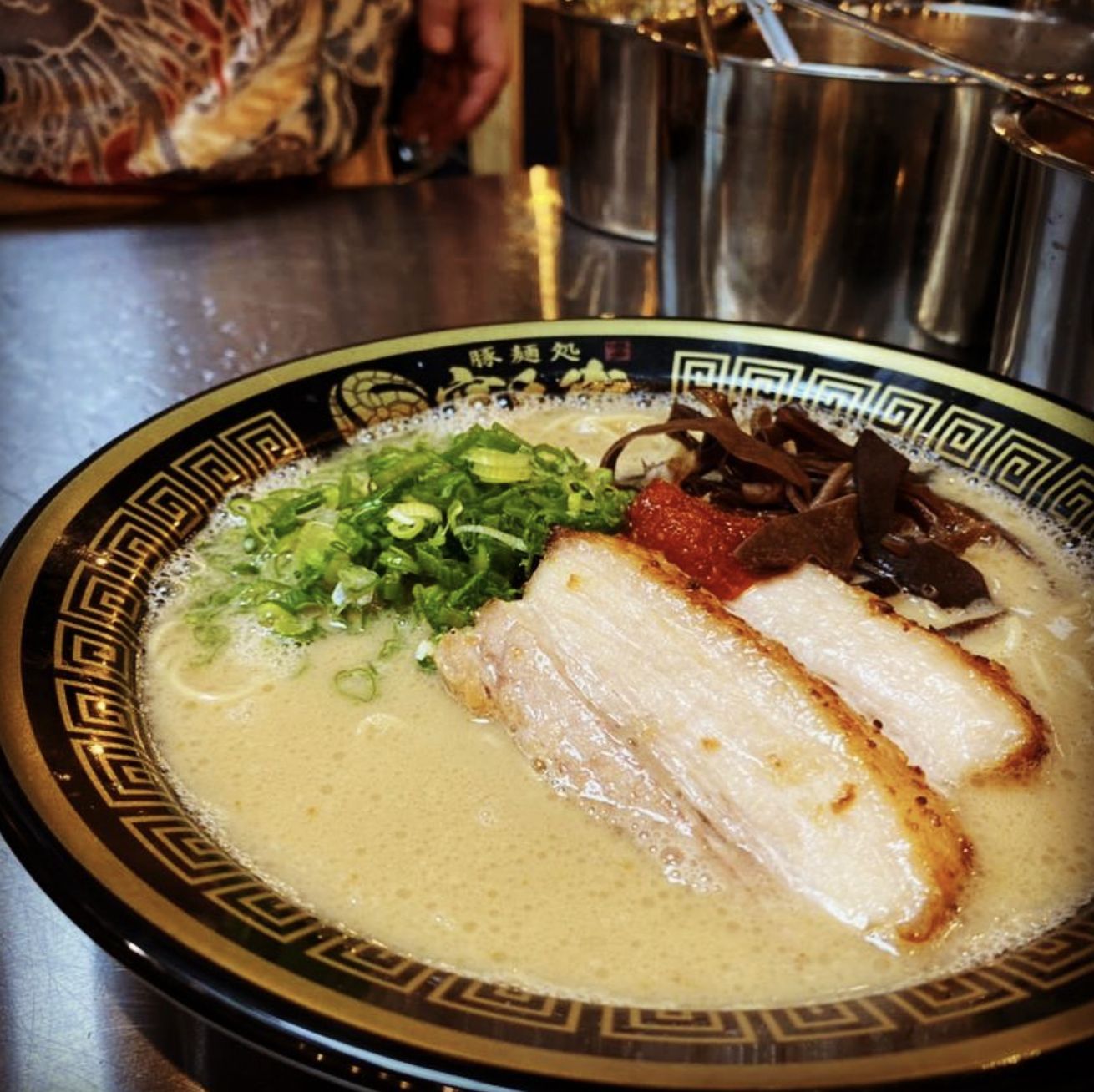 Kanbe Ramen’s tonkotsu ramen (Photo: Instagram / @kanbe_ramen_tsukemen)