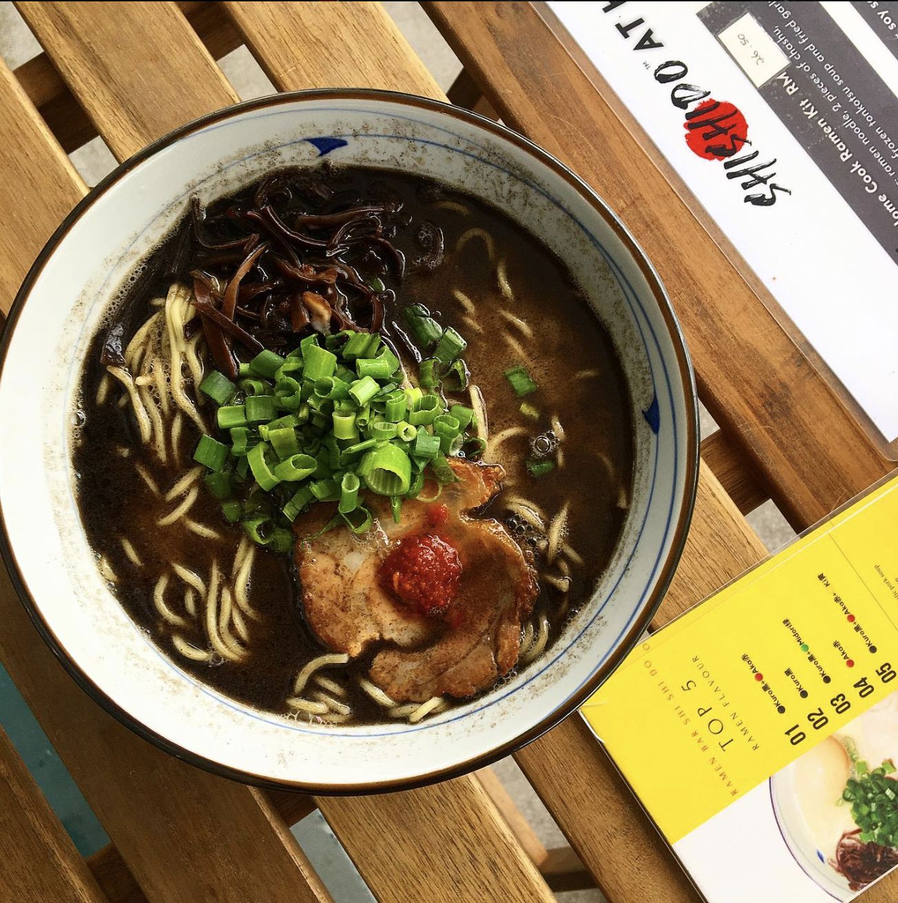 Black garlic pork ramen (Photo: Instagram / @ramenbarshishido)
