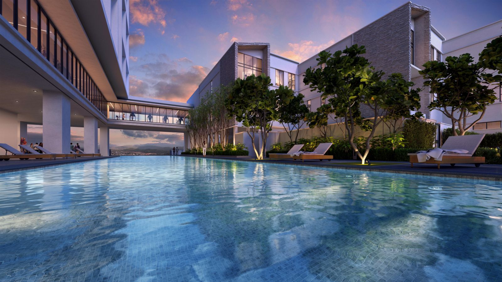 Pavilion Mont' Kiara lap pool