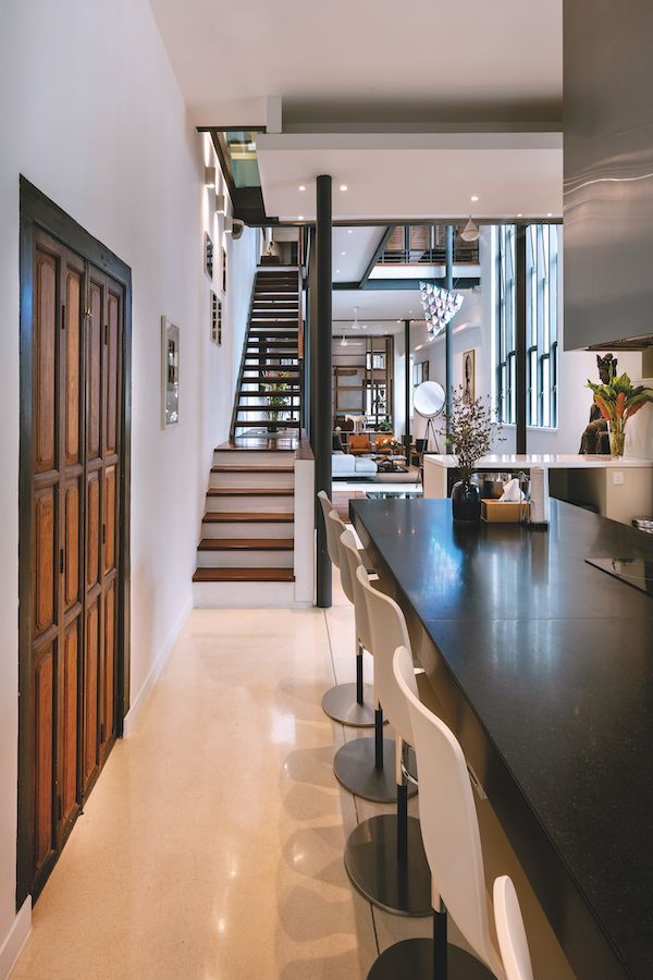 The modern interior of the Georgetown shophouse designed by Unit One Design (Photo: Lin Ho)