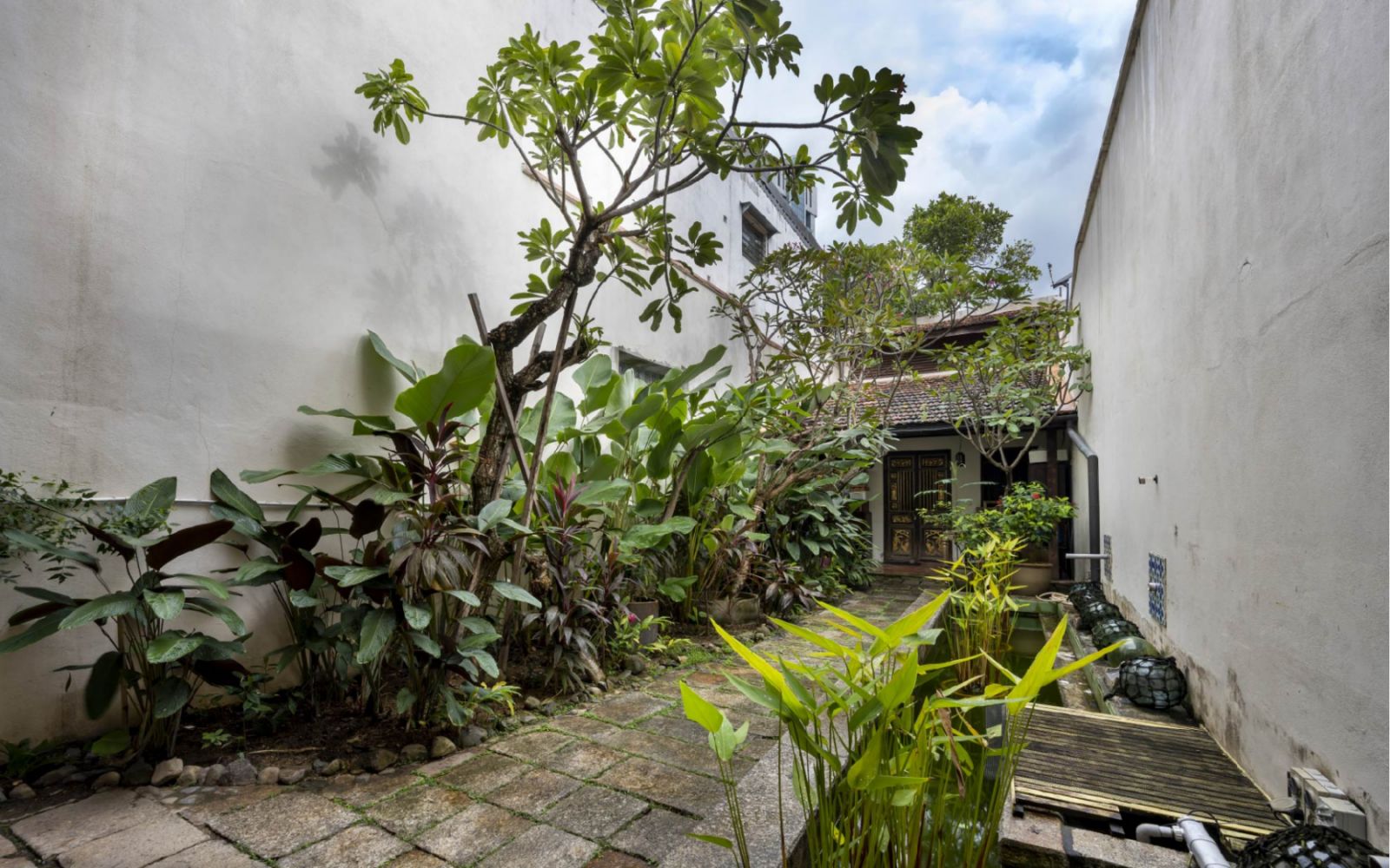 Hotelier Chris Ong's treasure filled Penang shophouse home (Photo: Lin Ho)
