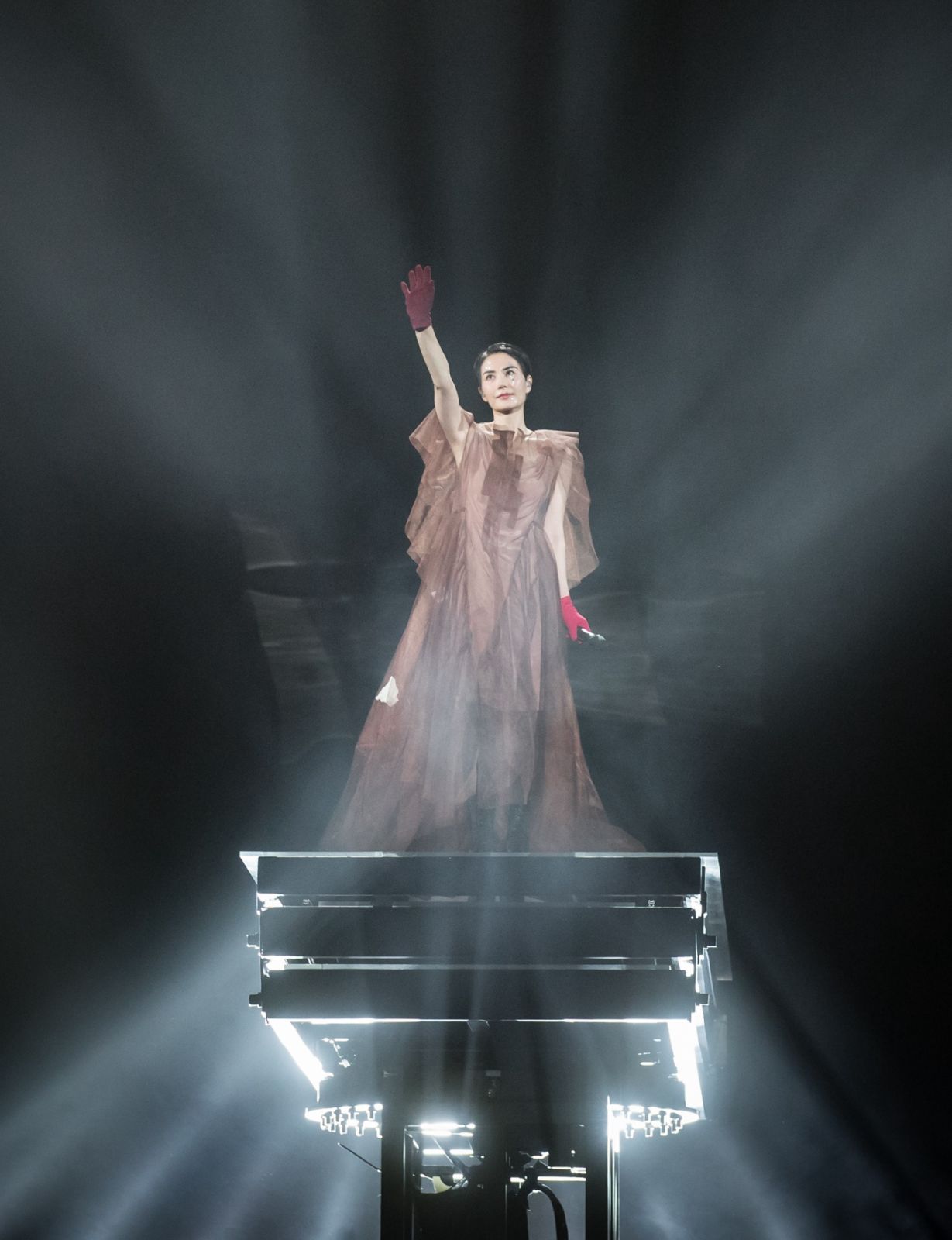 SHANGHAI, CHINA - DECEMBER 30: Singer Faye Wong performs onstage during her concert "Faye's Moments Live 2016" at Shanghai Mercedes-Benz Arena in December 30, 2016 in Shanghai, China. (Photo by Visual China Group via Getty Images/Visual China Group via Getty Images)