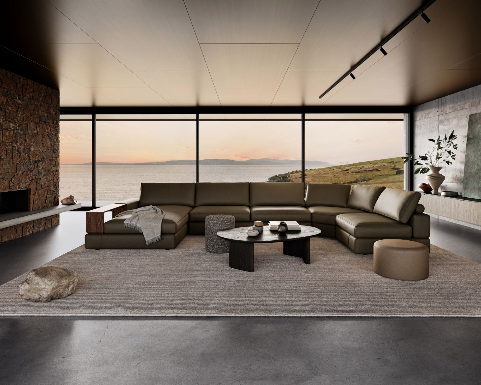 Jasper Curve offers a fresh iteration of the iconic design