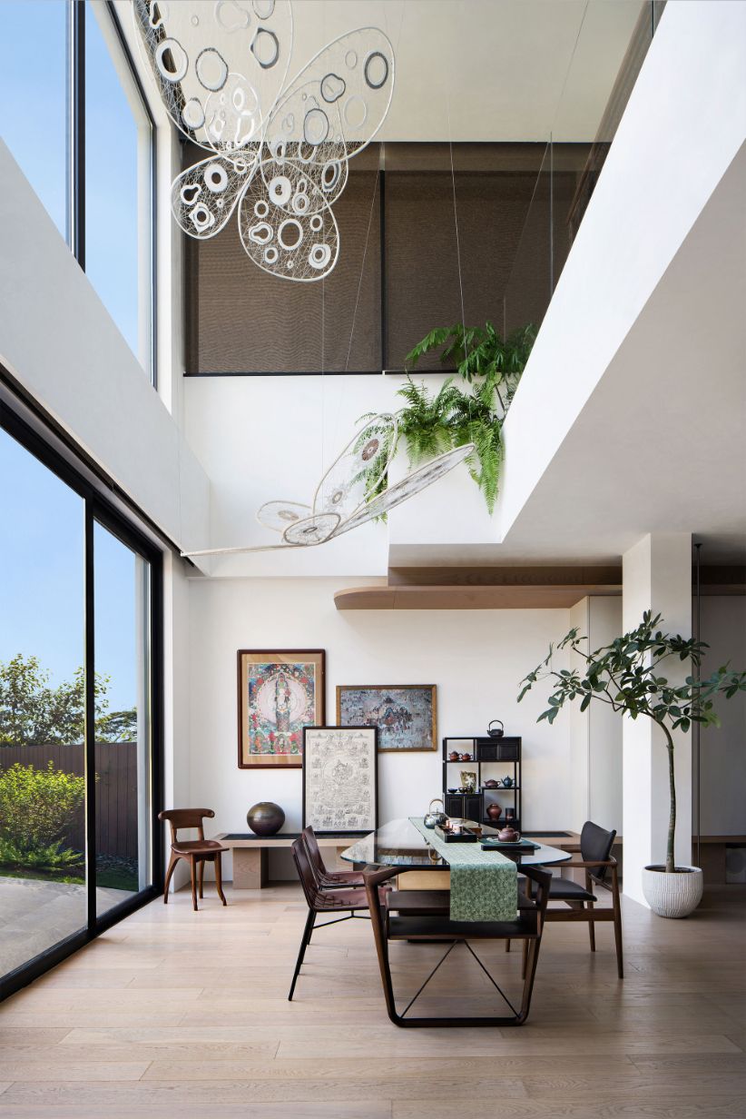 Home tour: An art collector's waterfront townhouse in Shenzhen