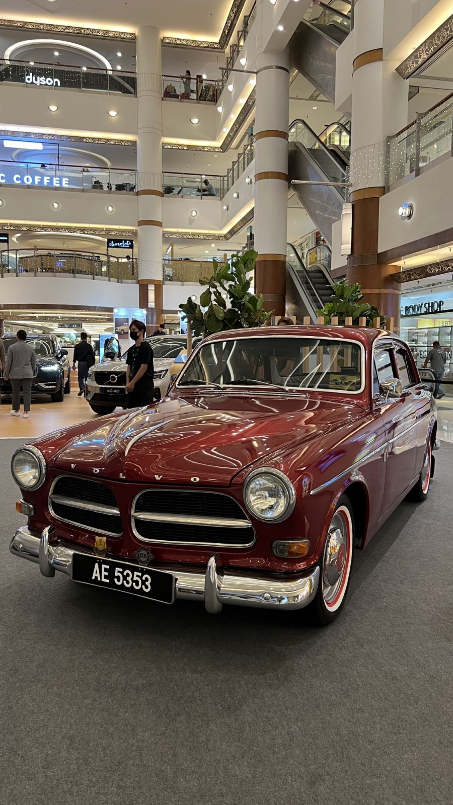volvo amazon