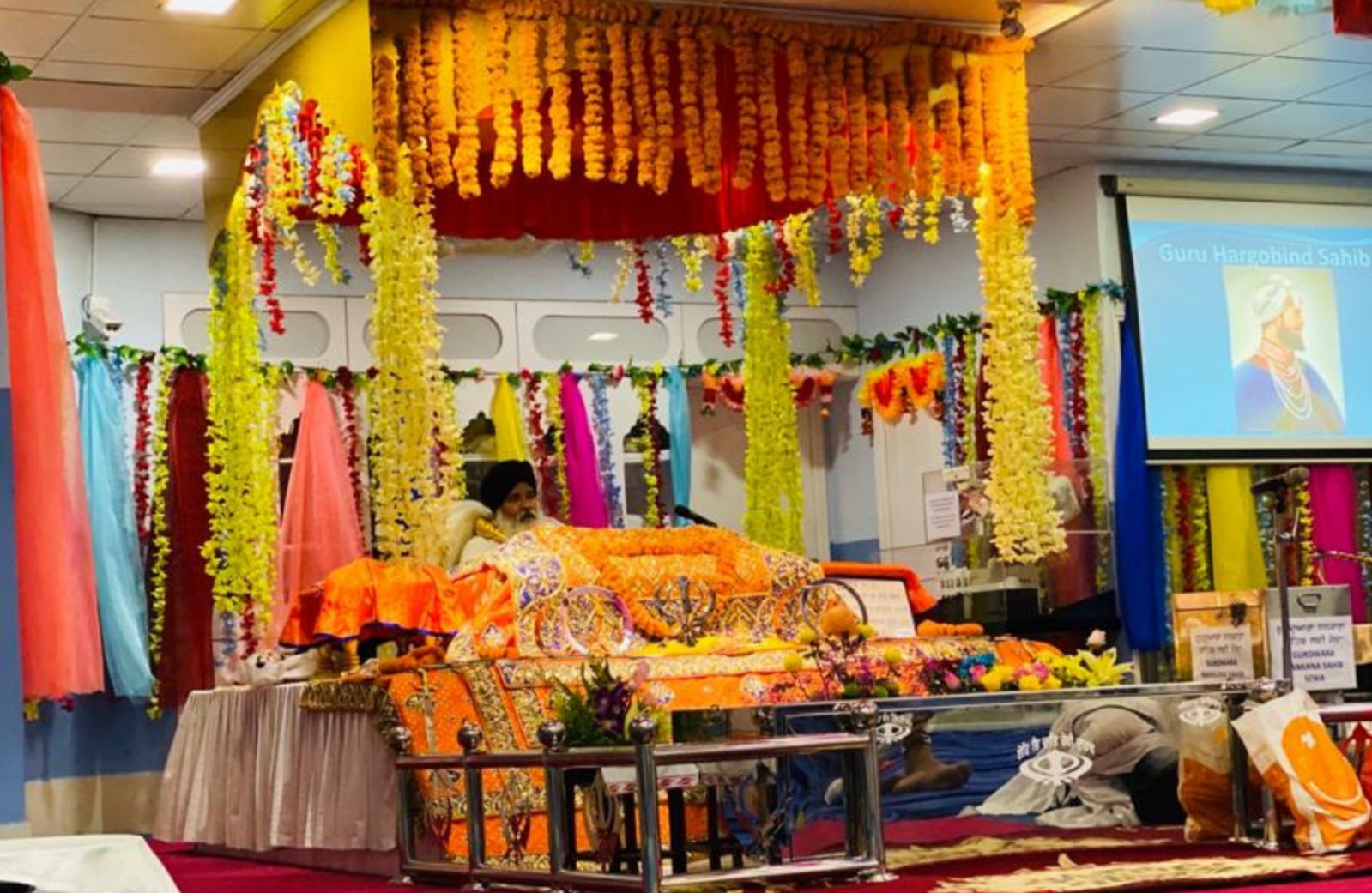 Inside the Khalsa Diwan Sikh temple in Hong Kong (Photo: courtesy of Jitendra Chamouli)