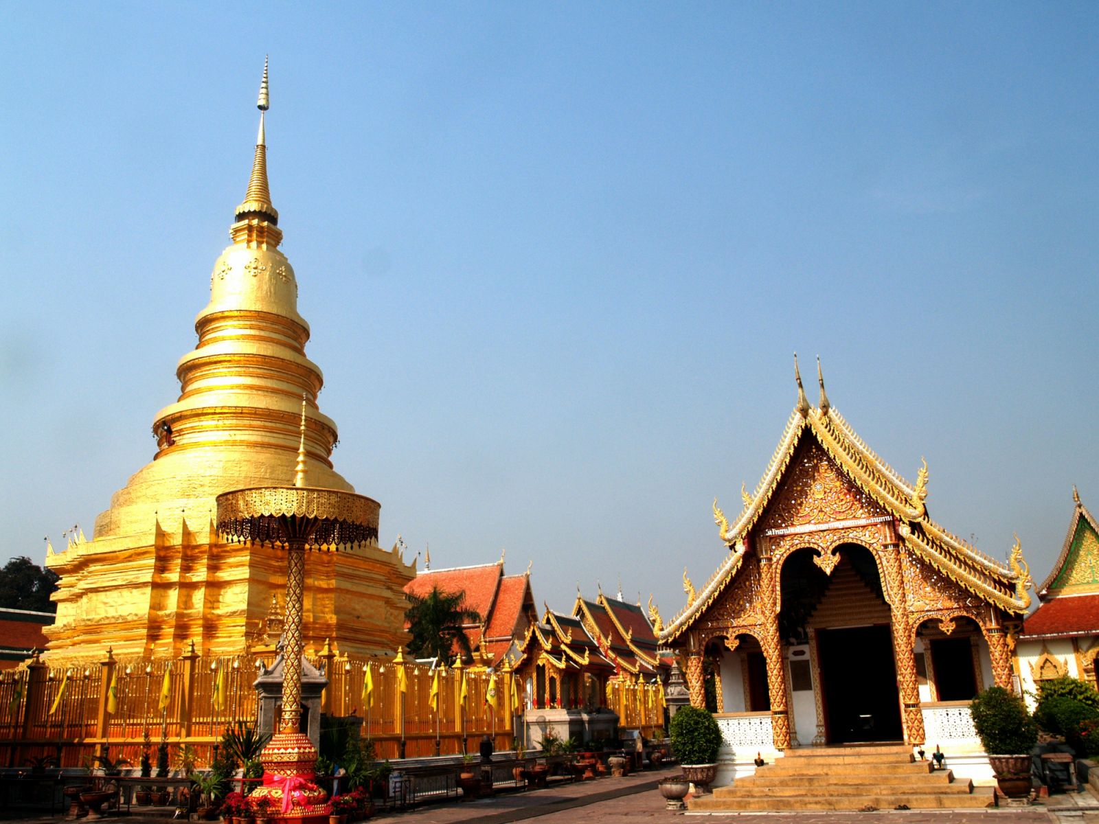 Phra Siratana Chedi (Photo: Pexels/Iconcom)