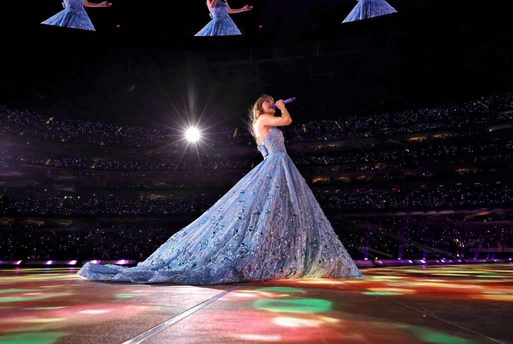 INGLEWOOD, CALIFORNIA - AUGUST 09: EDITORIAL USE ONLY. Taylor Swift performs onstage during "Taylor Swift | The Eras Tour" at SoFi Stadium on August 09, 2023 in Inglewood, California. (Photo by Kevin Winter/TAS23/Getty Images for TAS Rights Management)