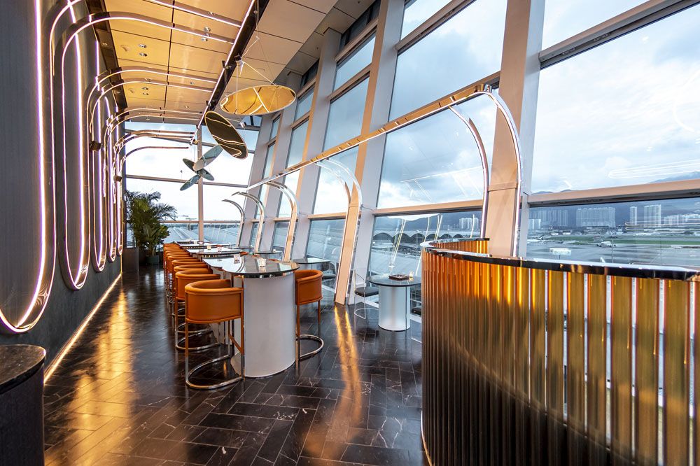 Intervals bar at the airport (Photo: Lusher Photography)
