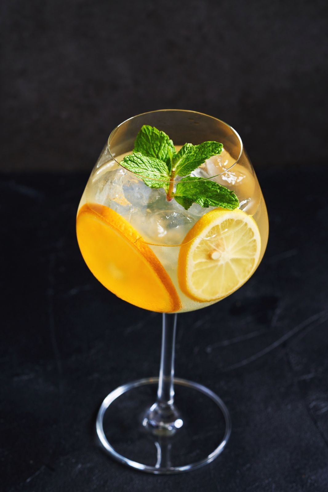 Sakagura Sparkling Sake Sangria