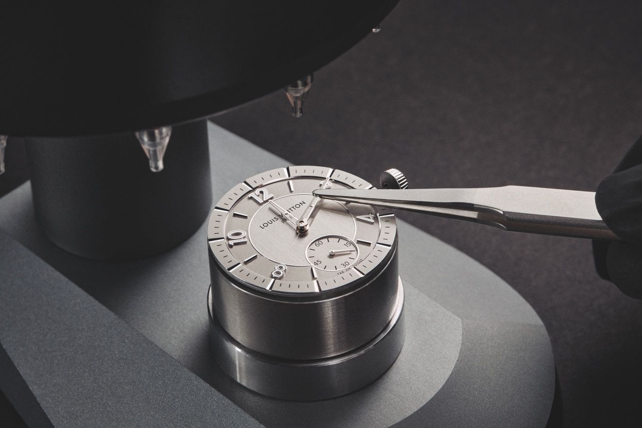 在盤面裝飾上展現了許多不同的層次與工藝。(photo: Louis Vuitton)