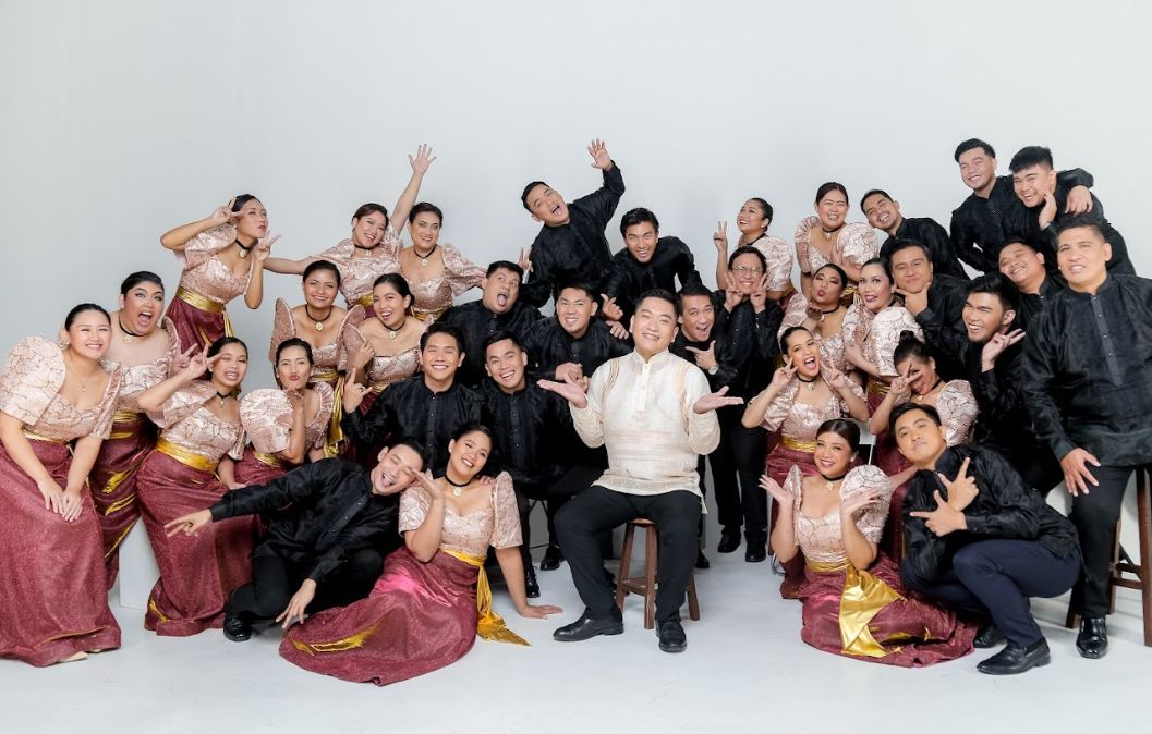 Kammerchor Manila in formal attire (Photo: Kammerchor Manila)