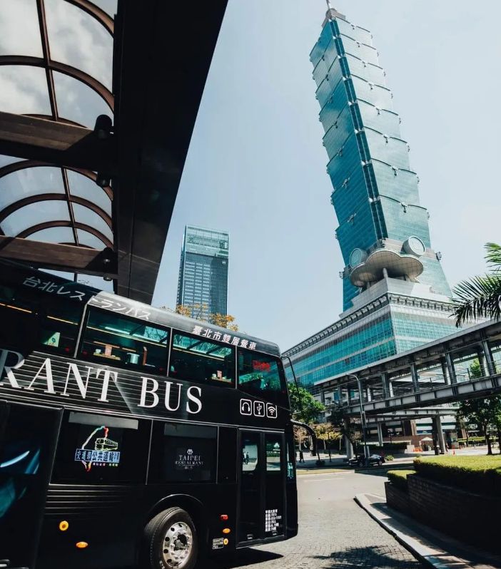 台北雙層巴士(Photo: Instagram / @taipeirestaurantbus)