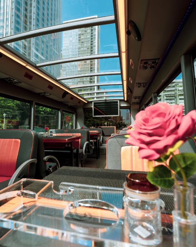 全新視角觀賞台北多元景象(Photo: Instagram / @taipeirestaurantbus)