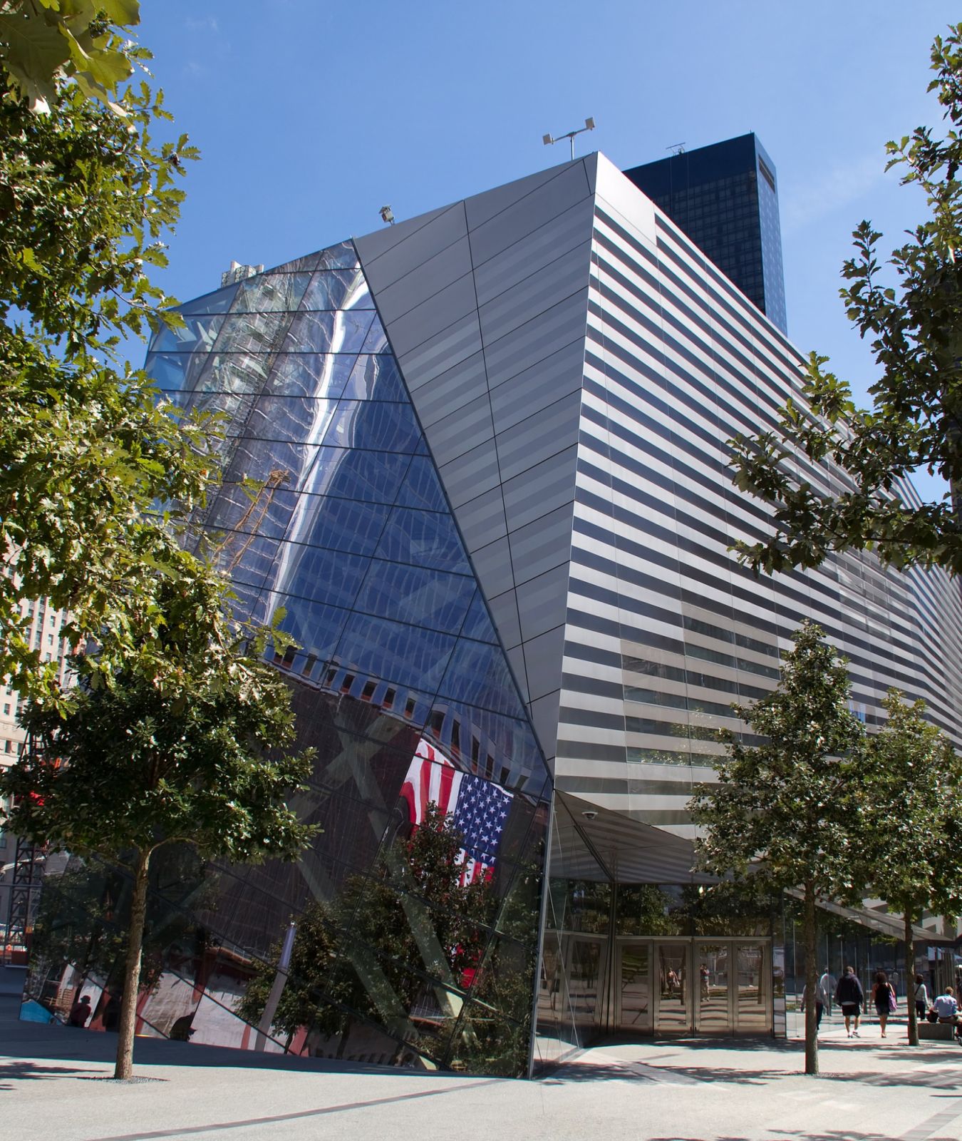 National September 11 Memorial Museum Pavilion by Snøhetta (Photo: WikiCommons/Tony Hisget)
