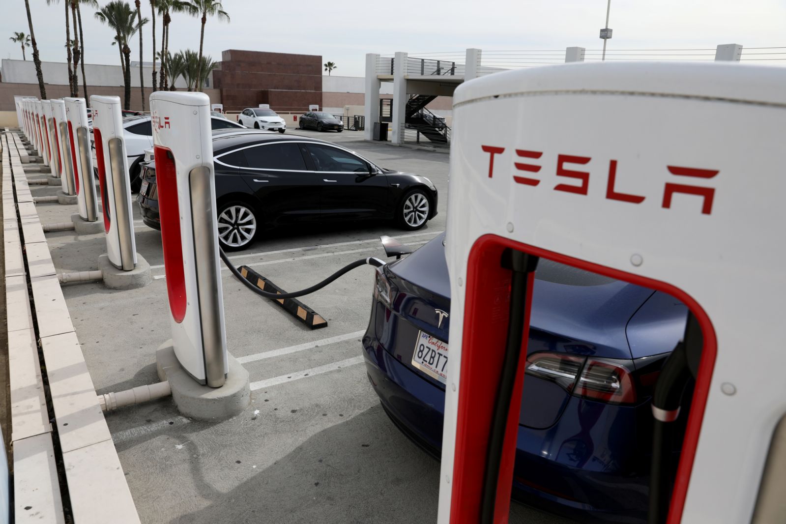 A Tesla Supercharger in the US (Photo: Getty Images)