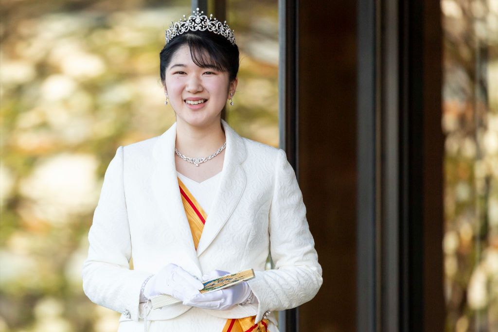 TOKYO, JAPAN - DECEMBER 05: Princess Aiko greets the press on the occasion of her coming-of-age at the Imperial Palace on December 05, 2021 in Tokyo, Japan. The only daughter of Emperor Naruhito and Empress Masako marked her 20th birthday on December 1, 2021. (Photo by Yuichi Yamazaki/Getty Images)
