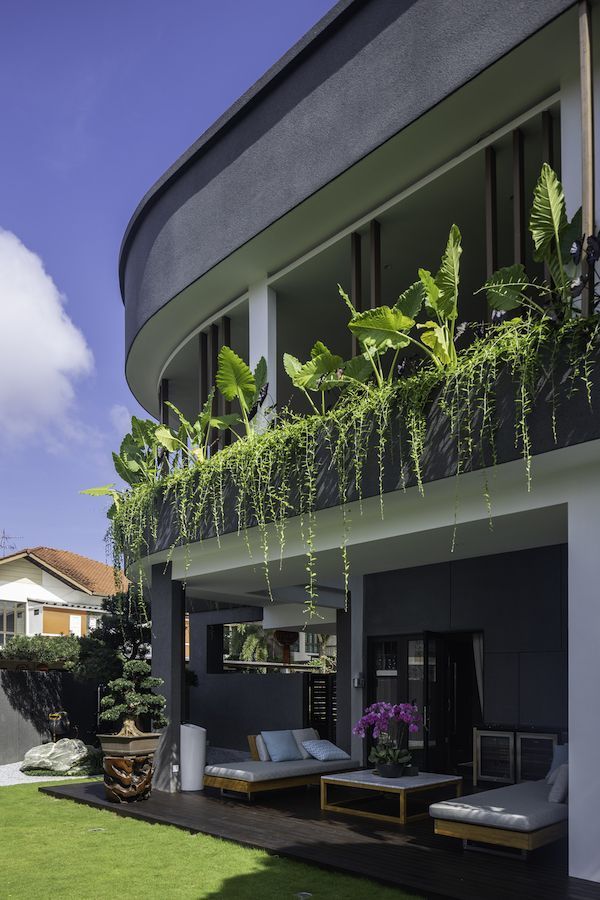 A corner terrace home in Johor Bahru by Rice Design (Photo: Lawrence Choo)