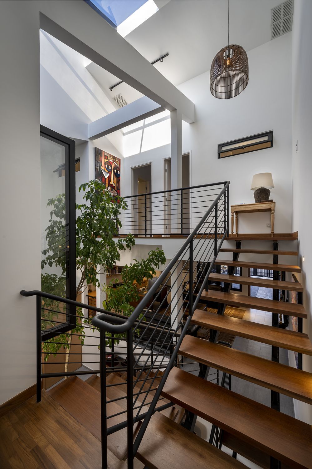 A "wonky" terrace house n Kuala Lumpur by Two's Company (Photo: Lin Ho)