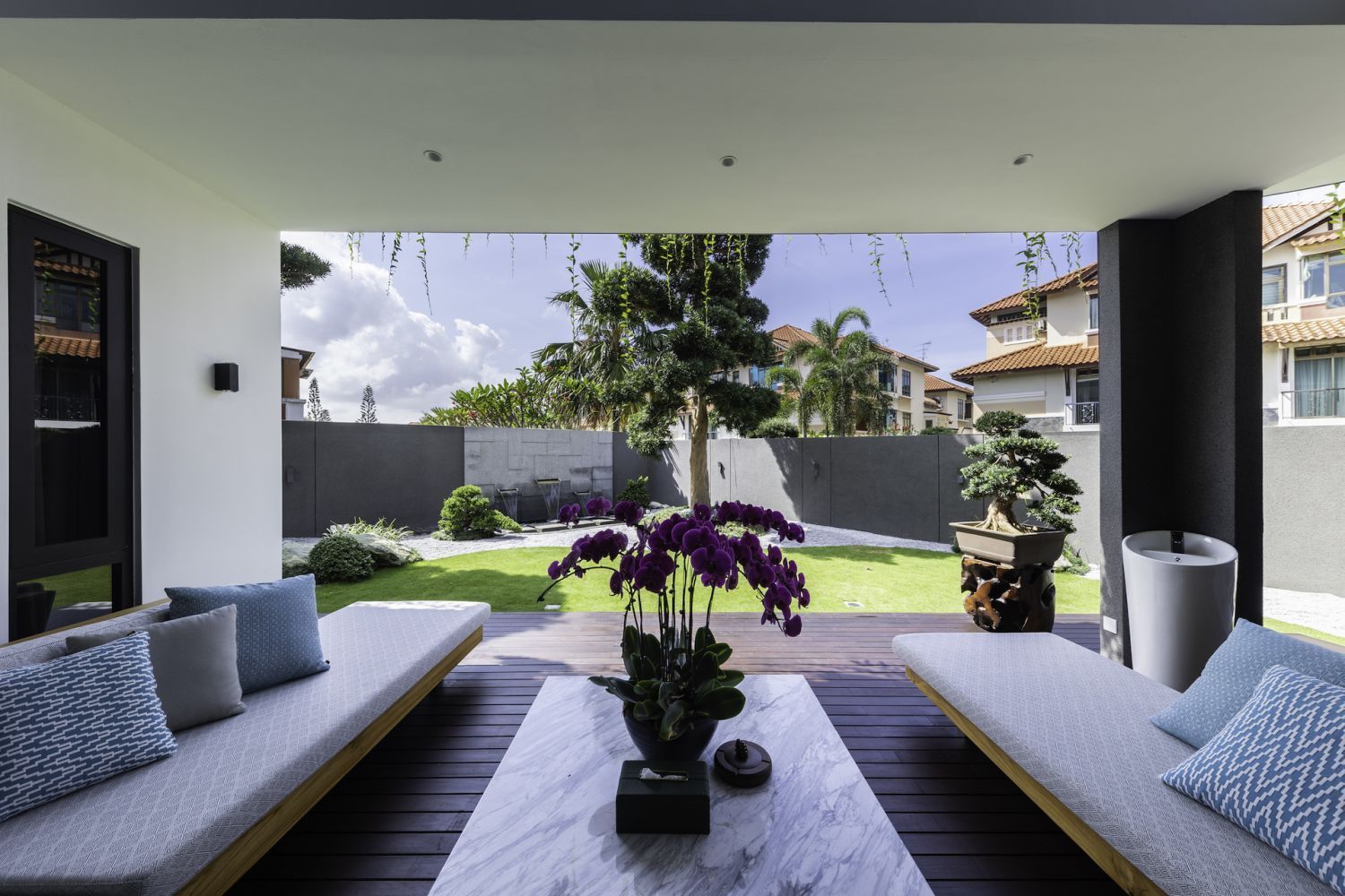 A corner terrace home in Johor Bahru by Rice Design (Photo: Lawrence Choo)