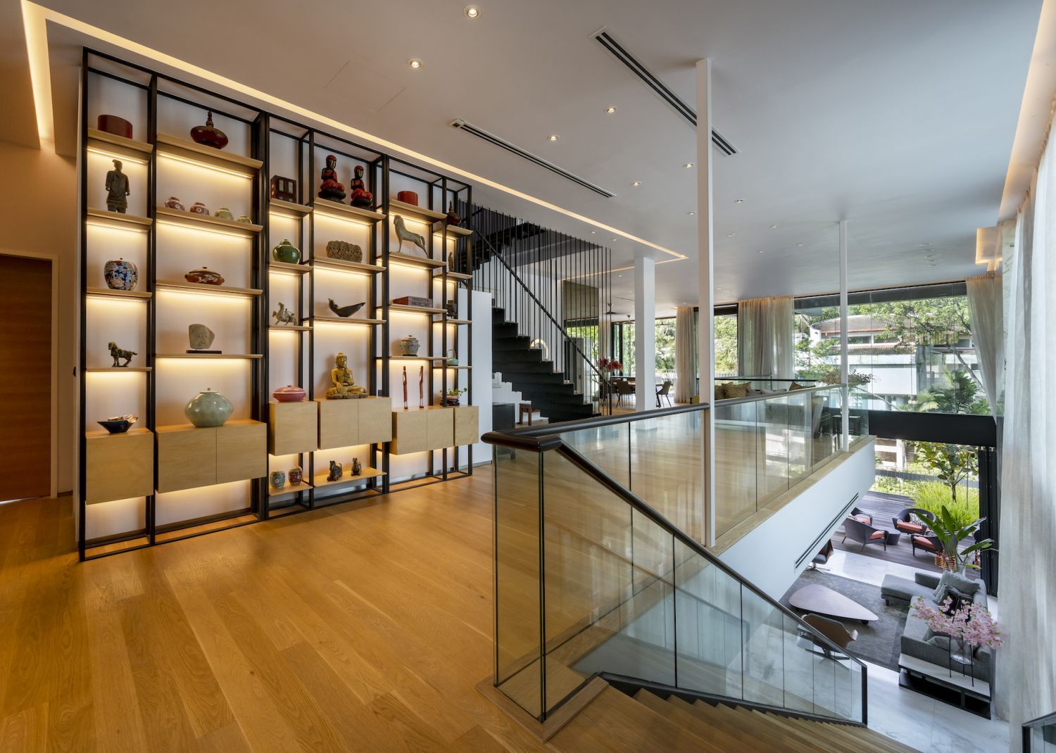 A modern net zero energy home in Kuala Lumpur by DrTanLM Architect (Photo: Lin Ho)