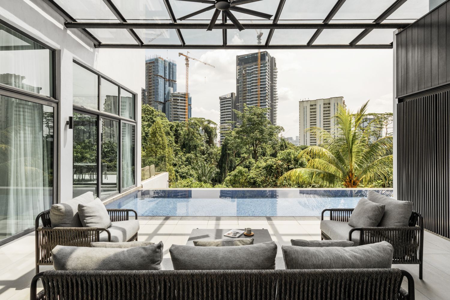 A home in Seputeh designed to blend with nature by YNG Studio (Photo: The Space Storyteller)