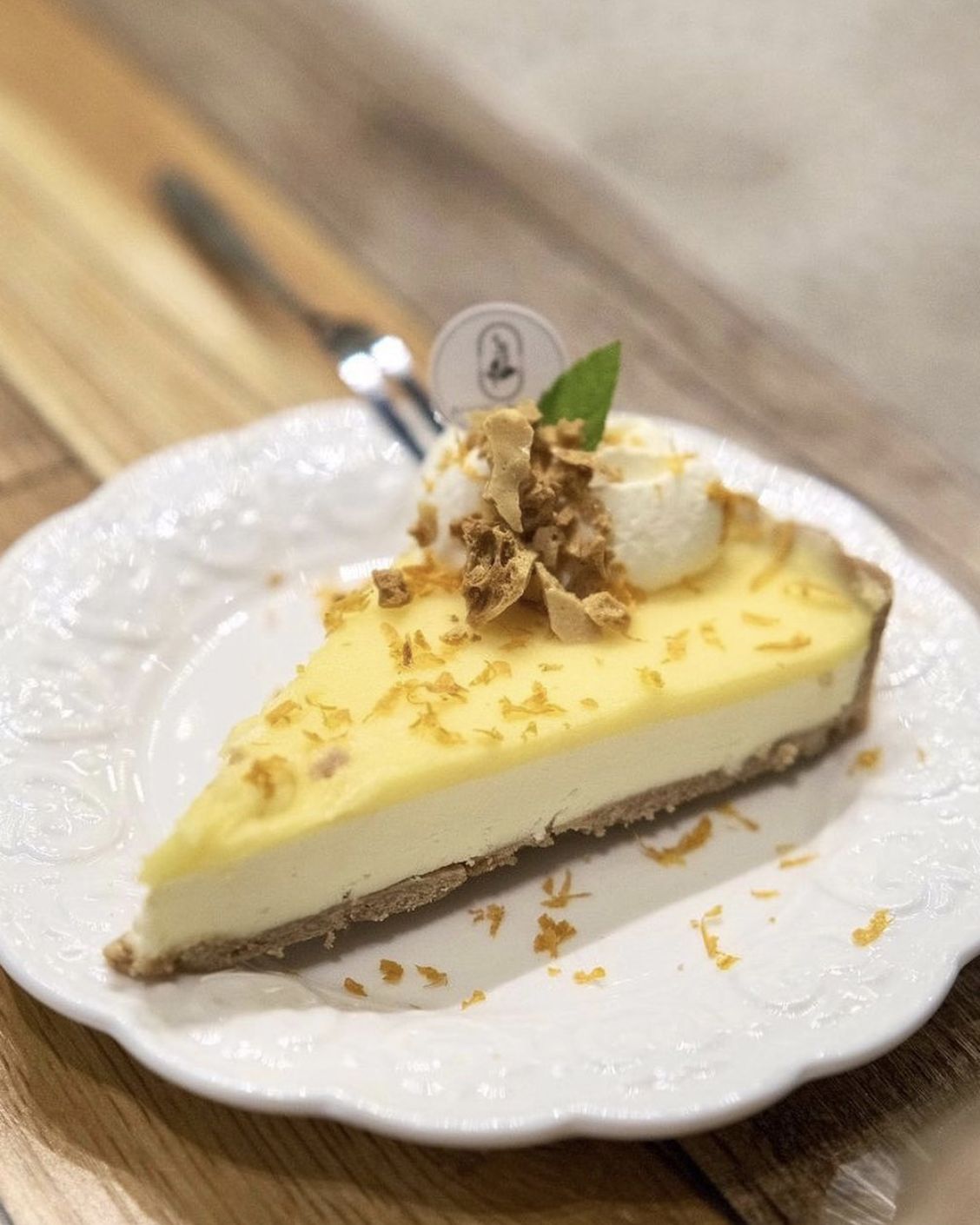 Lemon cheese tart (Photo: Instagram / @rootsnbliss.kch)
