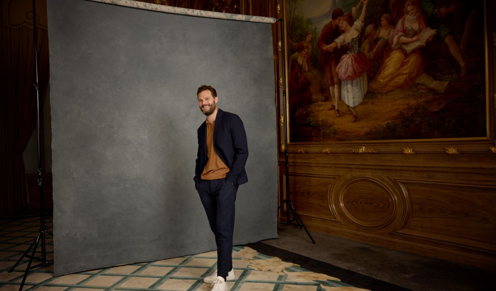 Heart Of Stone.  Jamie Dornan as Parker in âHeart of Stone. Cr. Chris Baker/Netflix Â© 2023.