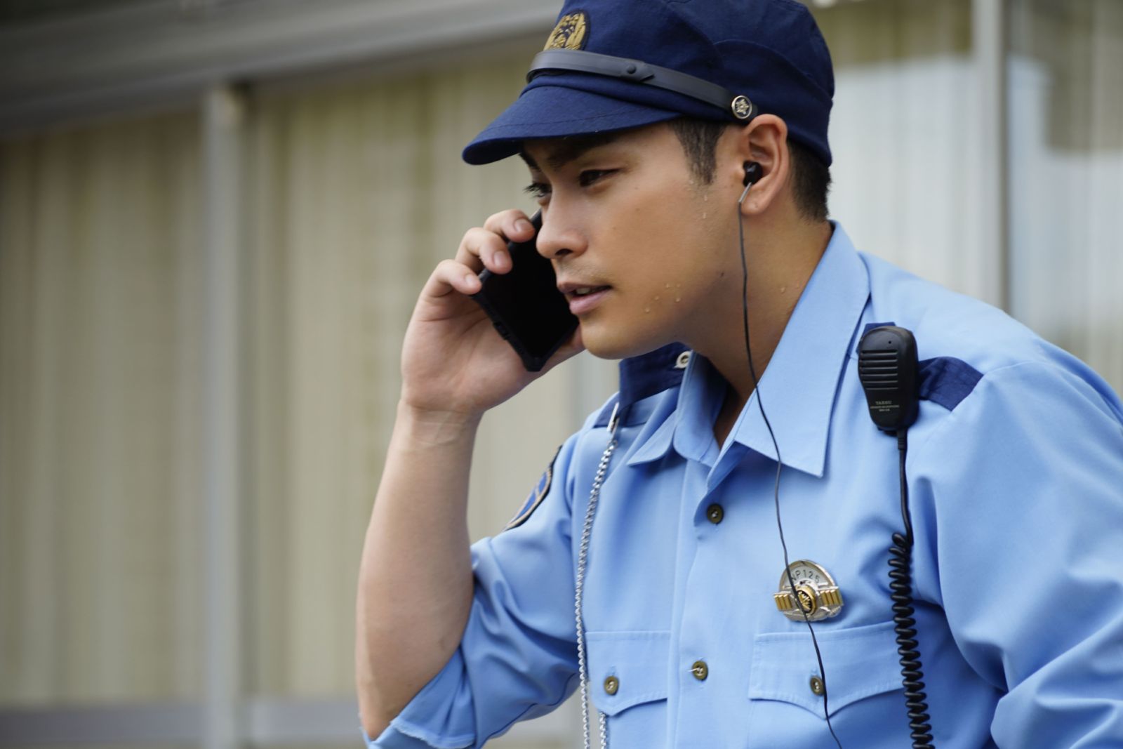 出生在供花村的警察署長與後藤家的關係很神秘(Photo:Disney+)