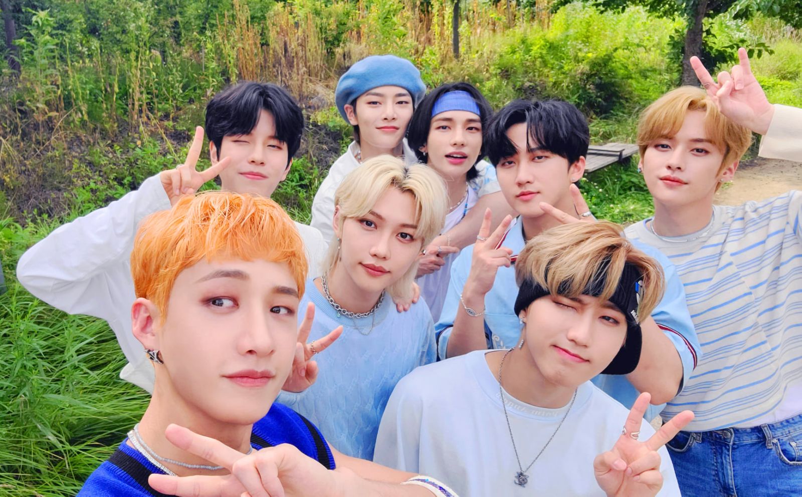 團名「Stray Kids」是首度不由公司設定,而是由成員自主構思得來, 有「迷路的孩子」之意,帶出共同追夢、共尋曙光的理念(Photo: Facebook@Stray Kids)