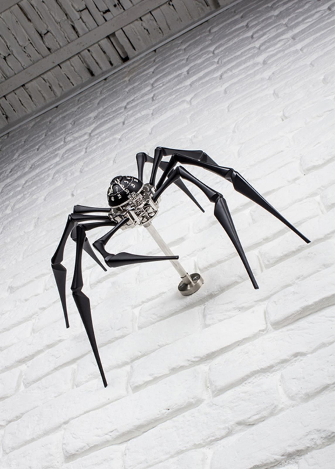 L'Epée Arachnophobia座鐘。(Photo: L'Epée)
