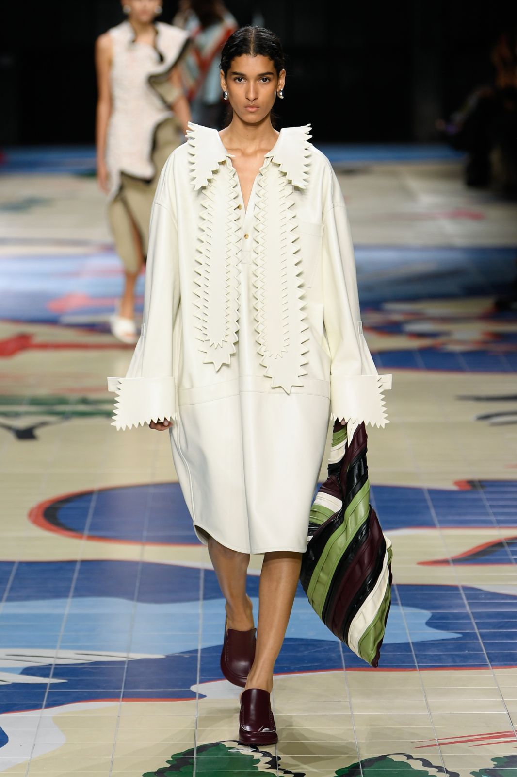 Model on the runway at the Bottega Veneta Spring 2024 Ready to Wear Fashion Show on September 23, 2023 in Milan, Italy. (Photo by Giovanni Giannoni/WWD via Getty Images)