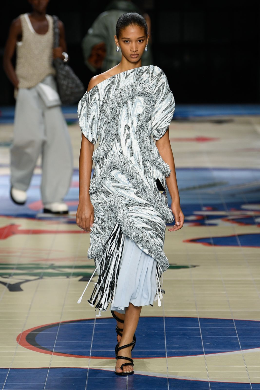 Model on the runway at the Bottega Veneta Spring 2024 Ready to Wear Fashion Show on September 23, 2023 in Milan, Italy. (Photo by Giovanni Giannoni/WWD via Getty Images)