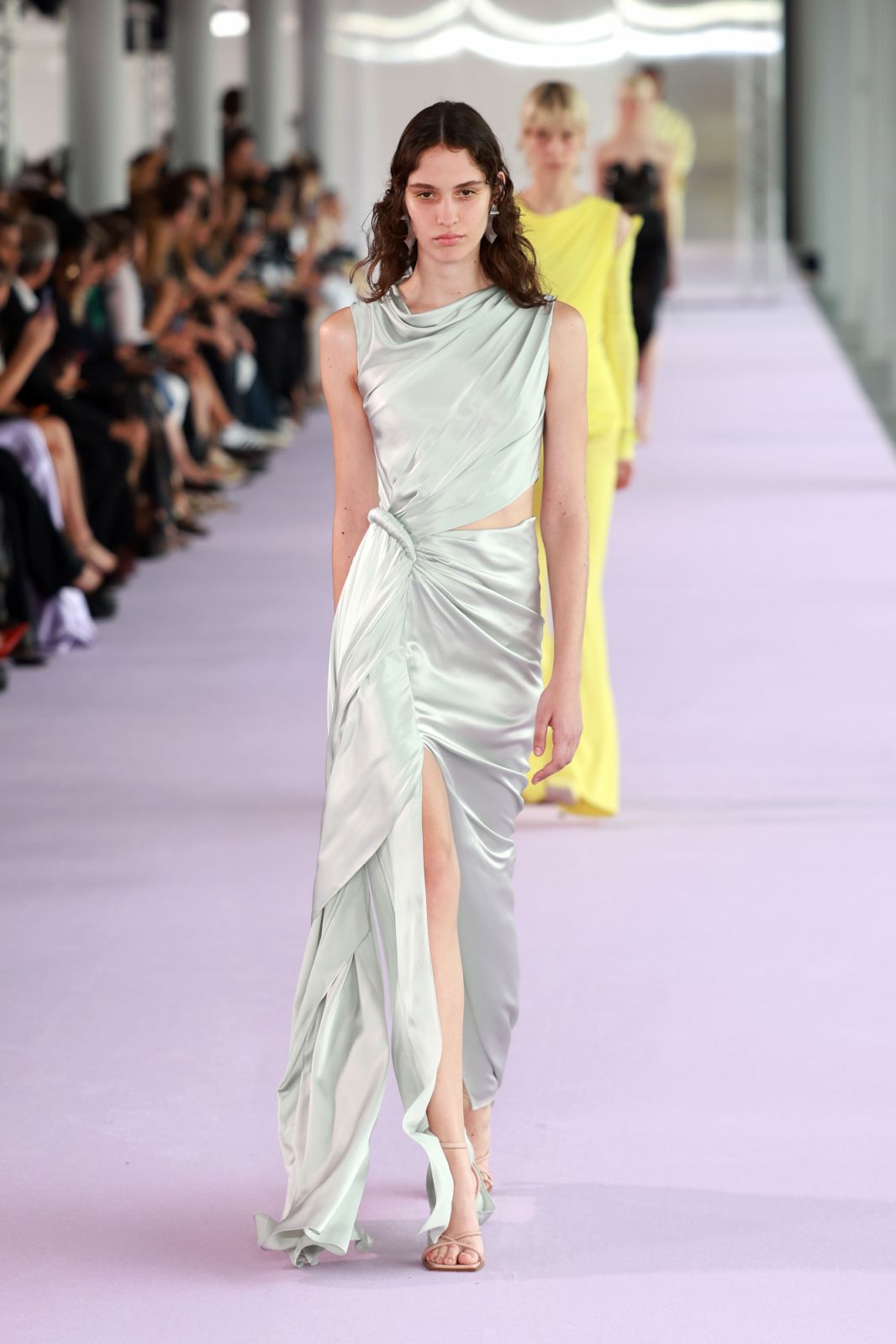 MILAN, ITALY - SEPTEMBER 20: A model walks the runway at the Del Core fashion show during the Milan Fashion Week Womenswear Spring/Summer 2024 on September 20, 2023 in Milan, Italy. (Photo by Arnold Jerocki/Getty Images)