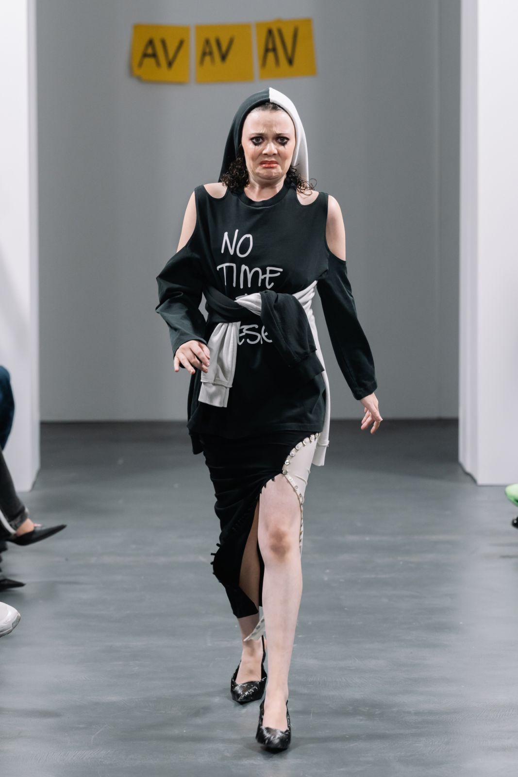 MILAN, ITALY - SEPTEMBER 24: A model walks the runway at the Avavav fashion show during the Milan Fashion Week Womenswear Spring/Summer 2024 on September 24, 2023 in Milan, Italy. (Photo by Alena Zakirova/Getty Images)